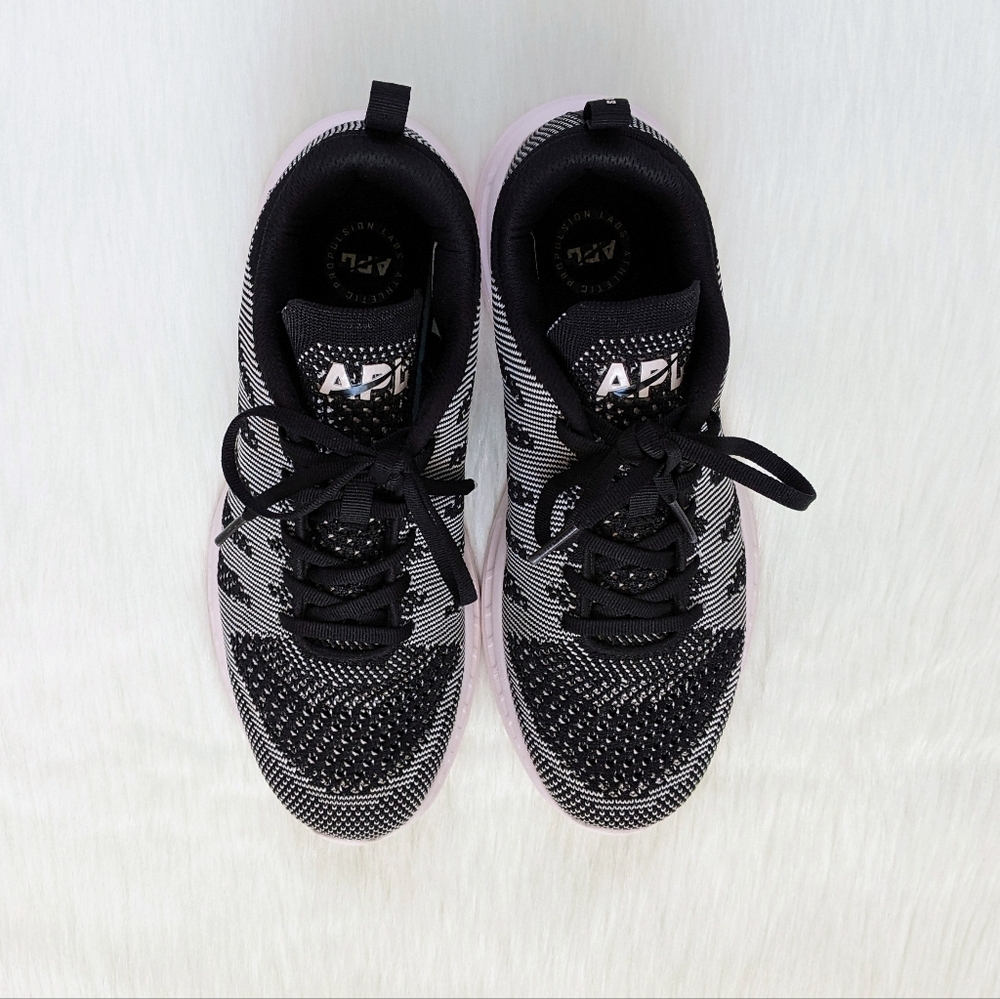 APL Techloom Pro Sneakers In Black / Bleached Pink Size 8.5 - Picture 13 of 16